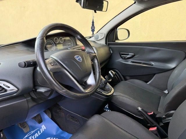 LANCIA Ypsilon 0.9 TwinAir 85 CV 5 porte S&S Platinum