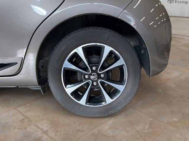 TOYOTA Yaris 1.0 72 CV 5 porte Active