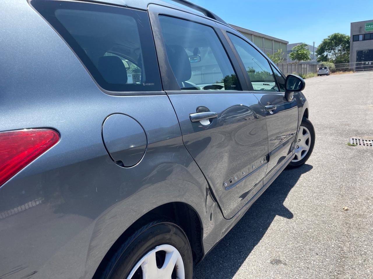 Peugeot 308 se 1.6 HDi 90CV euro5a uni prop