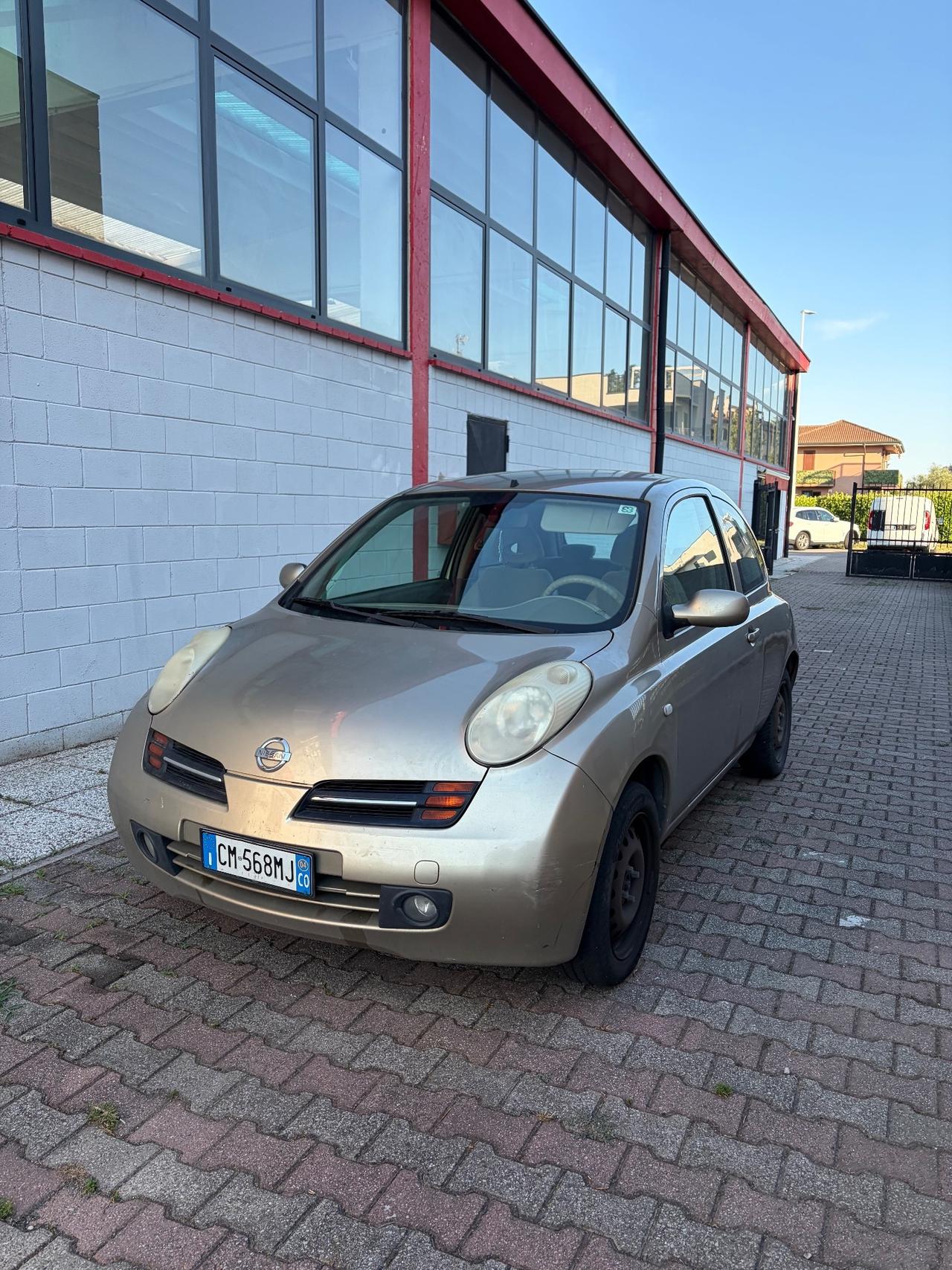 Nissan Micra 1.2 16V 5 porte Visia