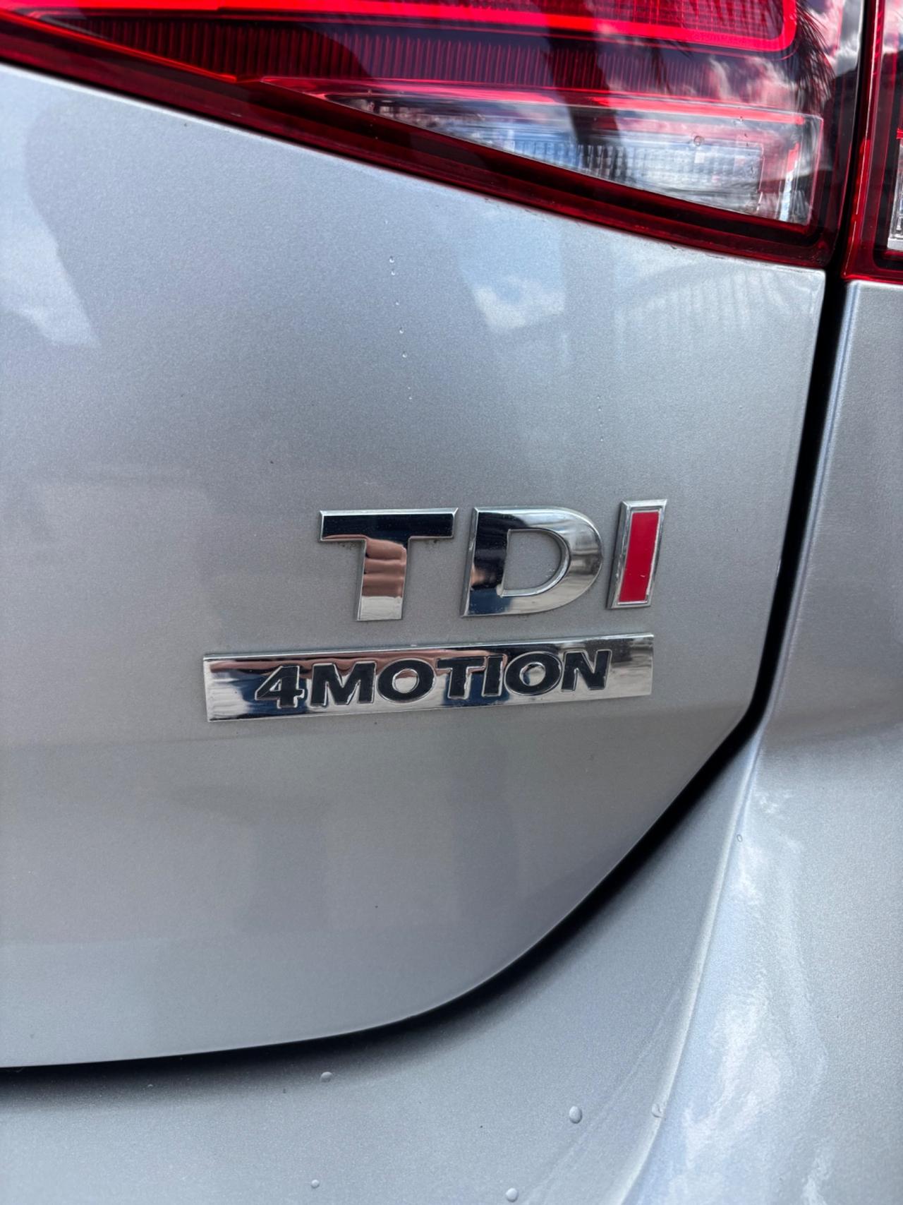 VW GOLF 1.6TDI 105CV 4MOTION HIGHLINE