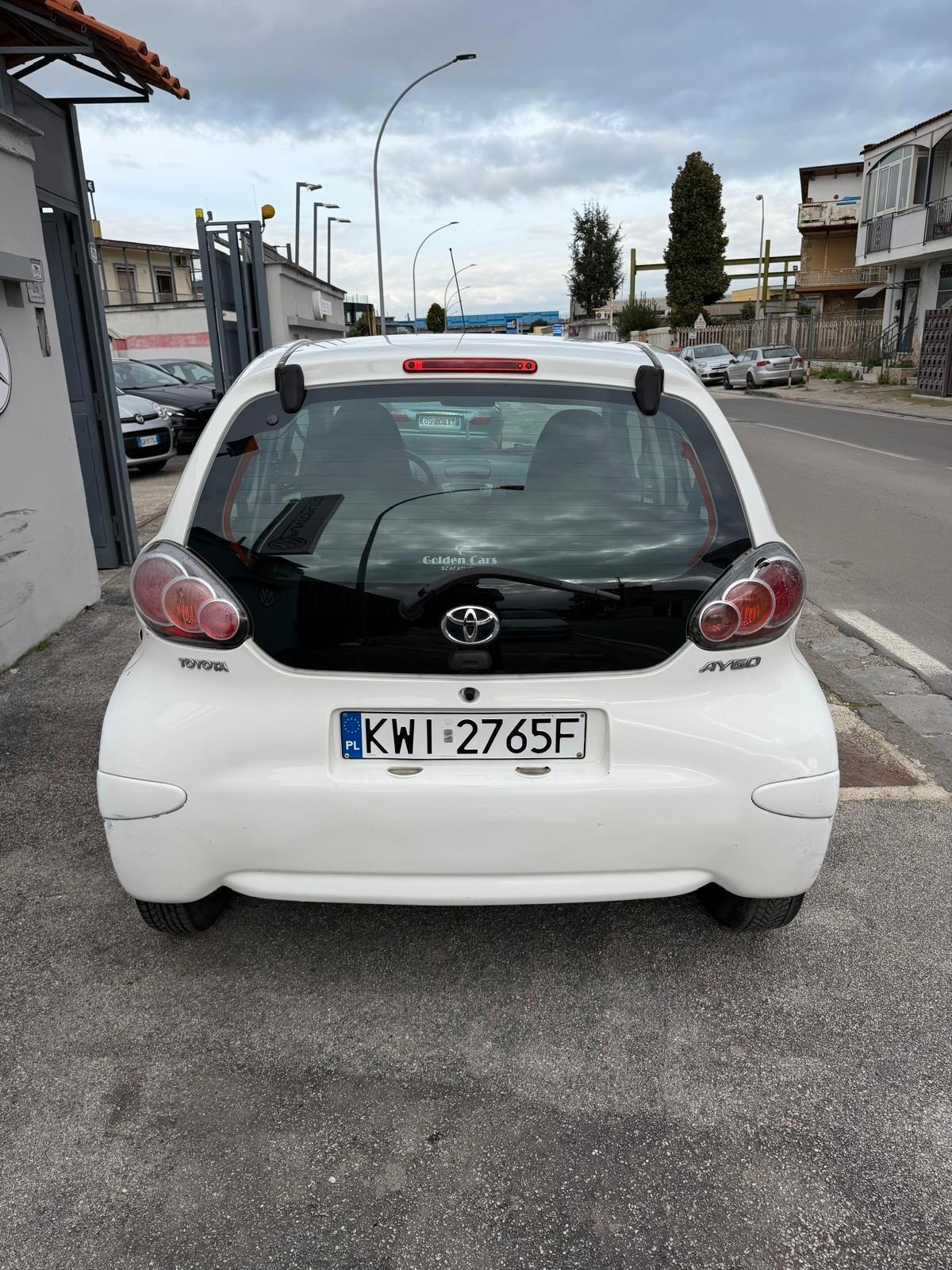 Toyota Aygo 1.0 12V VVT-i 5 porte Sol Connect