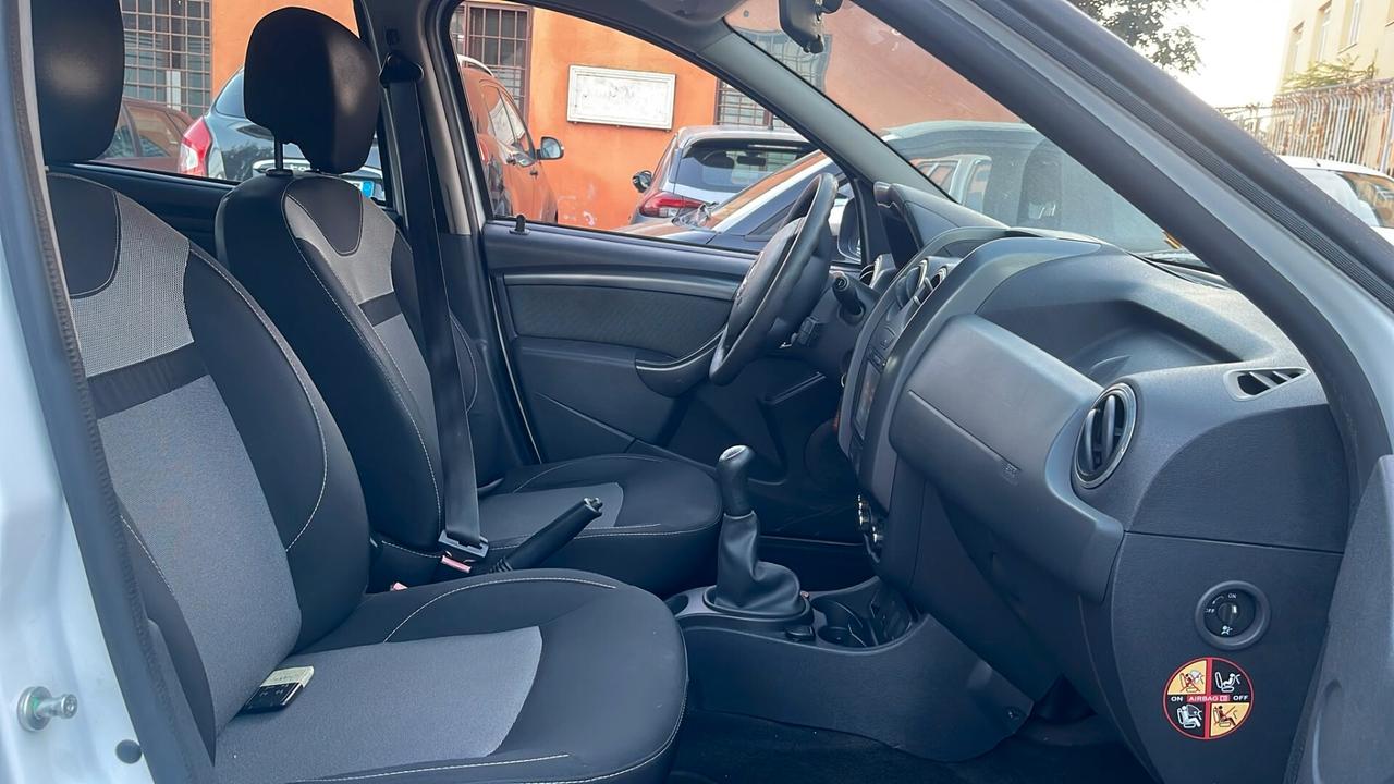 Dacia Duster 1.6 S&S 4x2 Serie Speciale Lauréate Family