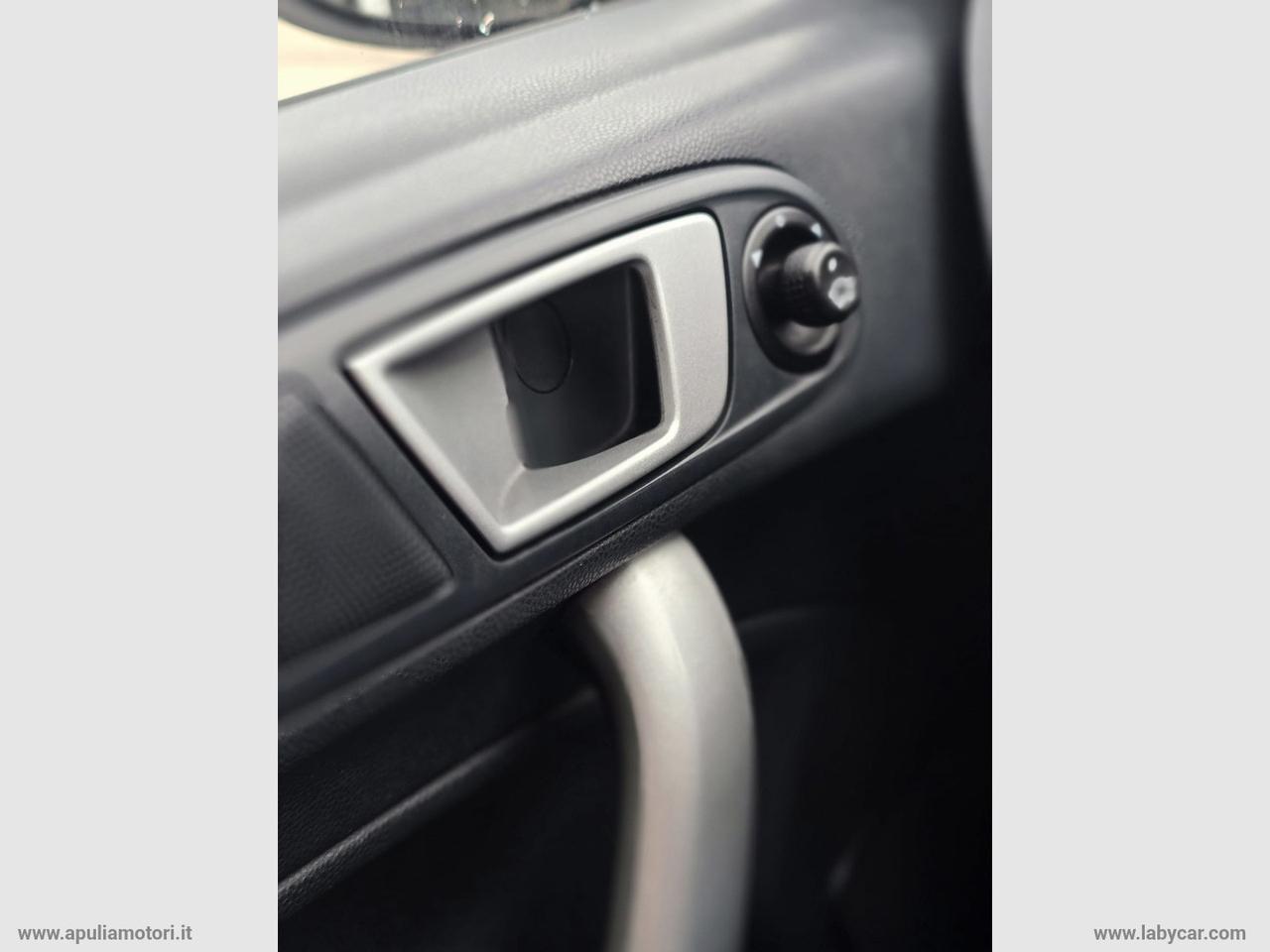 FORD Fiesta 1.4 TDCi 70 CV 5p. Titanium