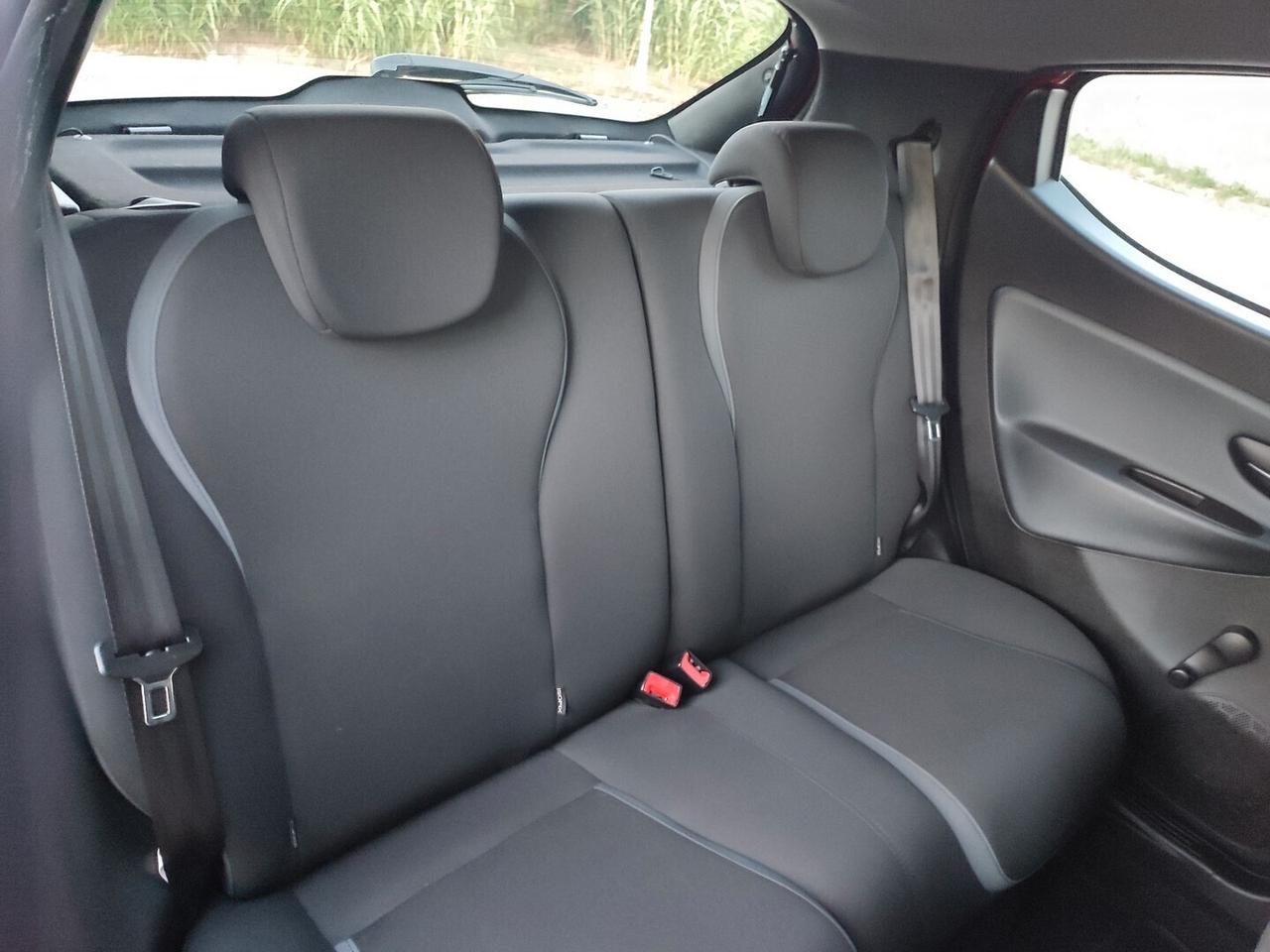 Lancia Ypsilon GOLD ECO CHIC METANO CASA MADRE CLIMA BASSI CONSUMI