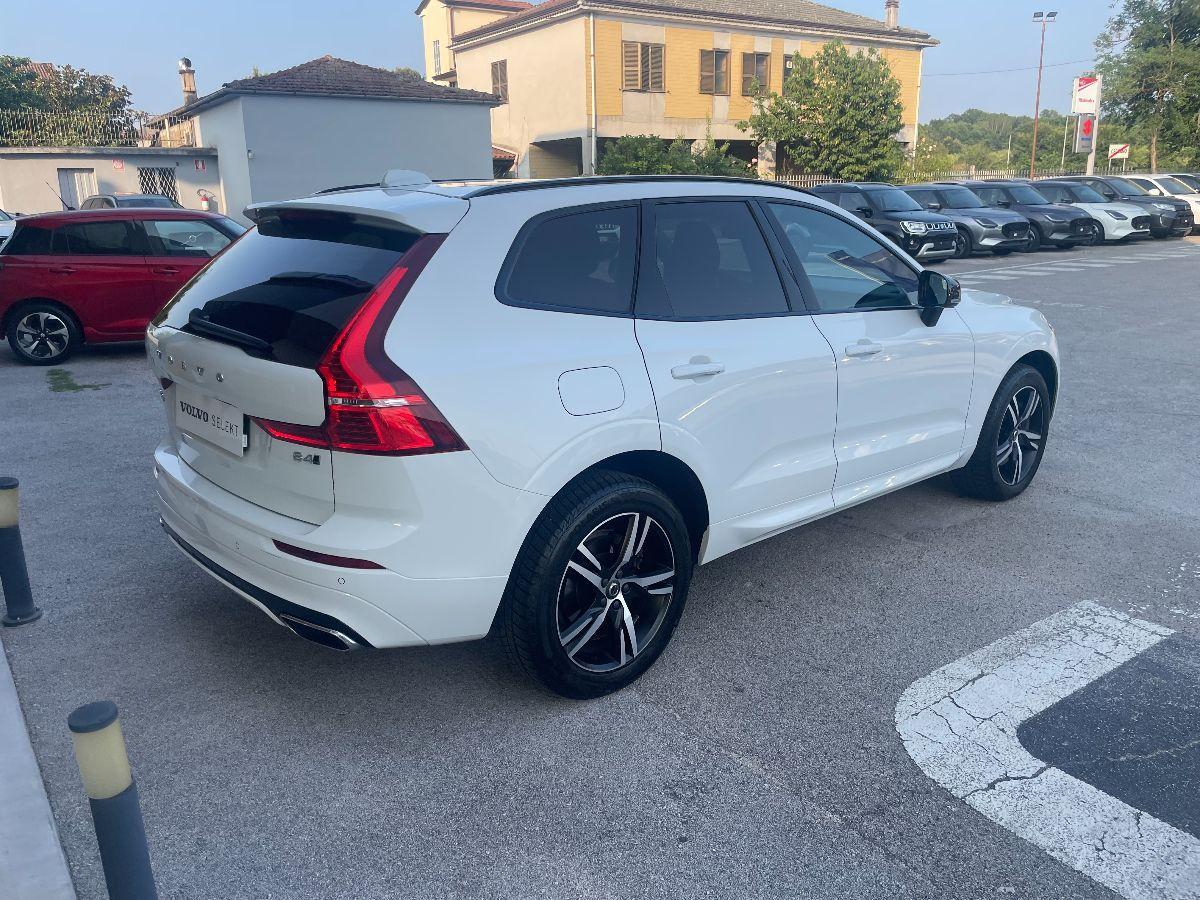 VOLVO - XC60 - B4 AWD Geartronic R-design