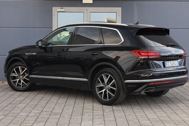VOLKSWAGEN Touareg 3.0 V6 TDI SCR
