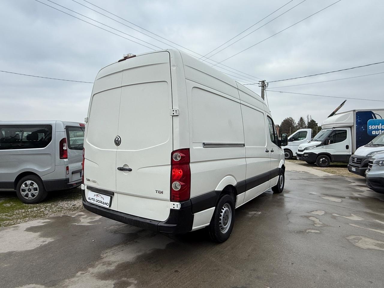 Volkswagen Crafter 50-35 2.5 TDI 136CV PM-TM-RG furgone (100kw)