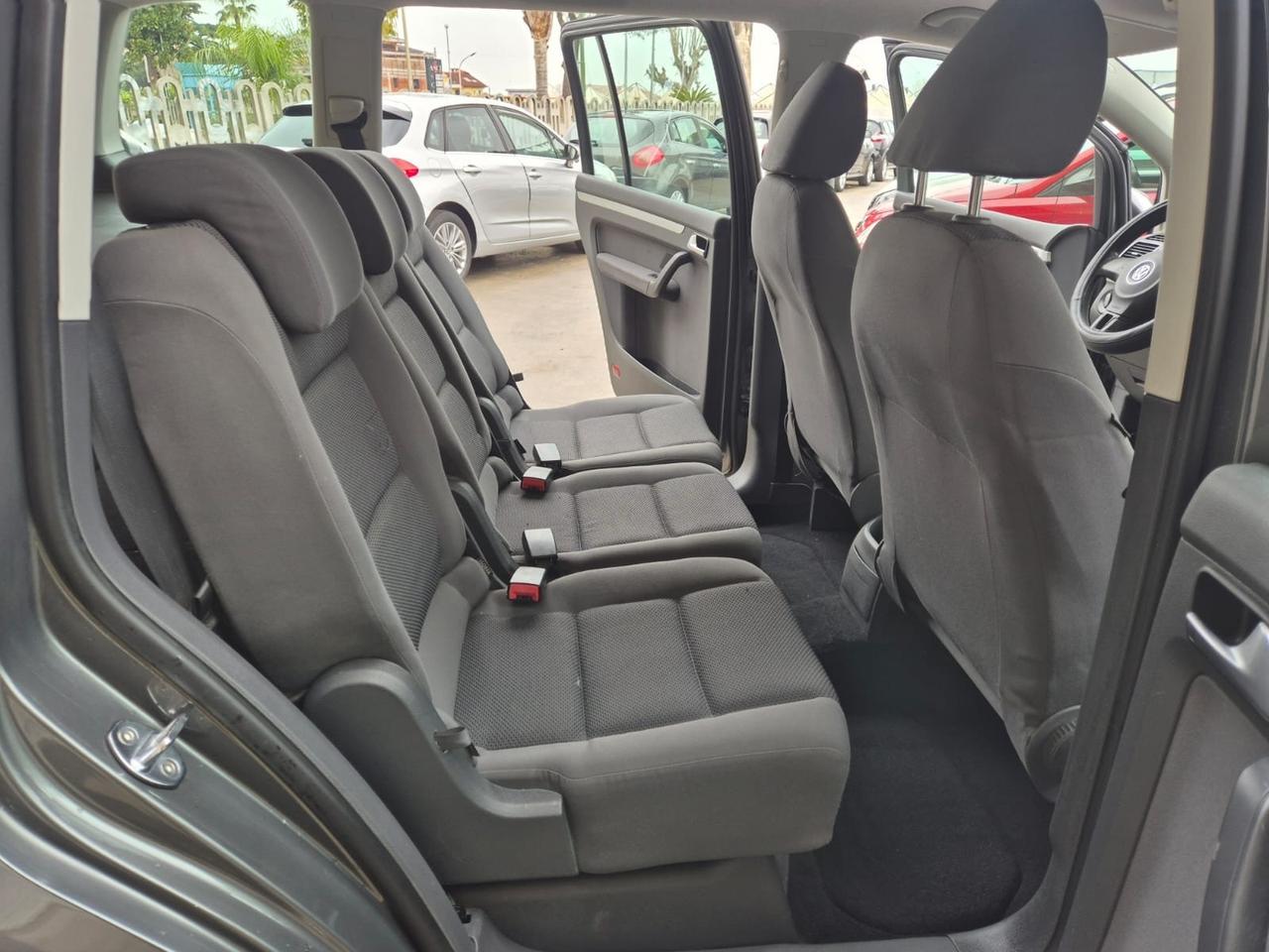 Volkswagen Touran 1.6 TDI 7Posti 2015