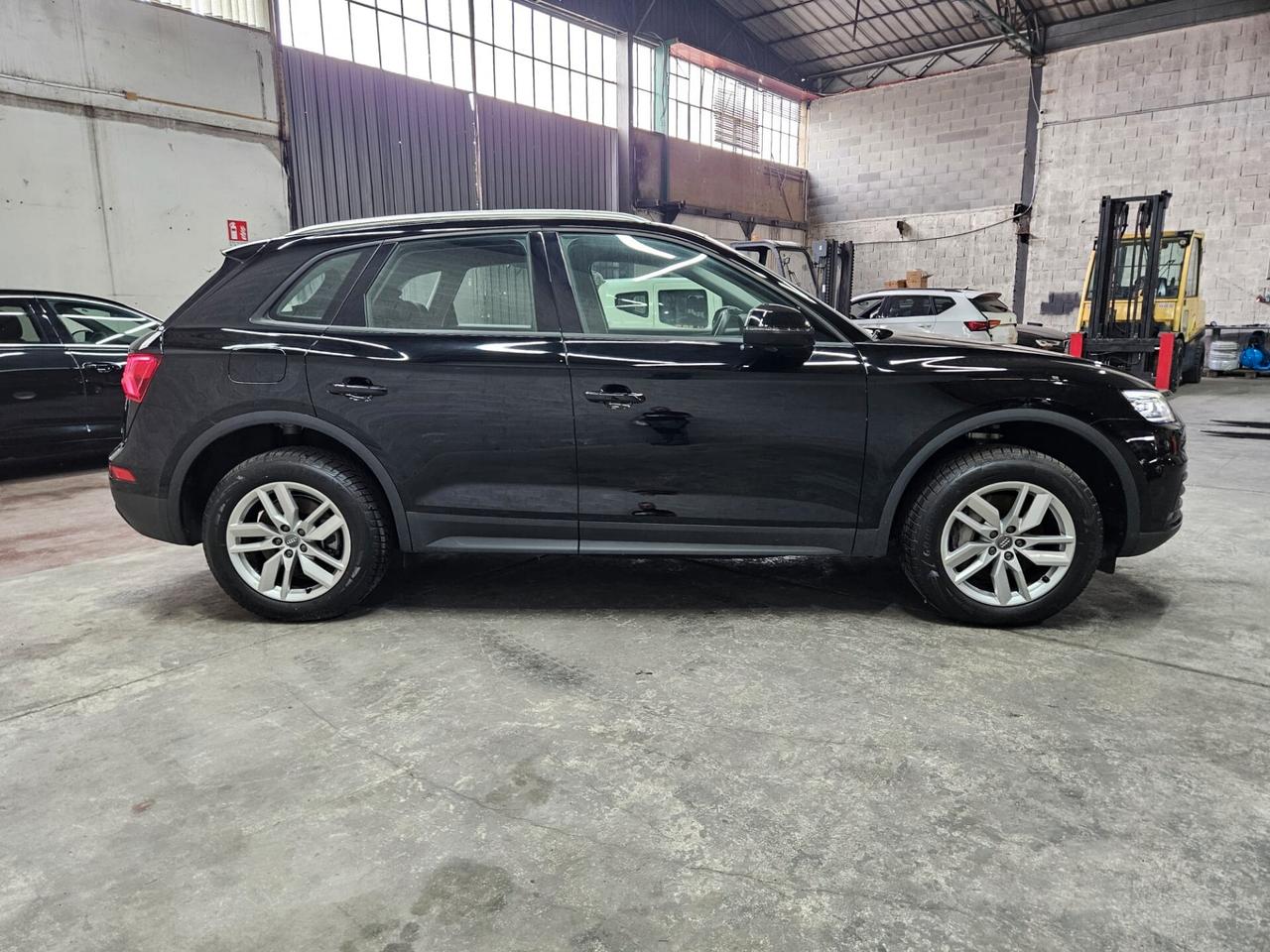 Audi Q5 50 2.0 tfsi e Business quattro 299cv s-tronic