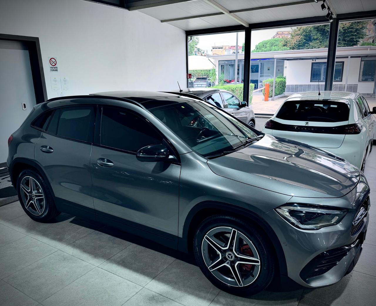 Mercedes-Benz GLA 220d 190CV 4Matic Premium AMG