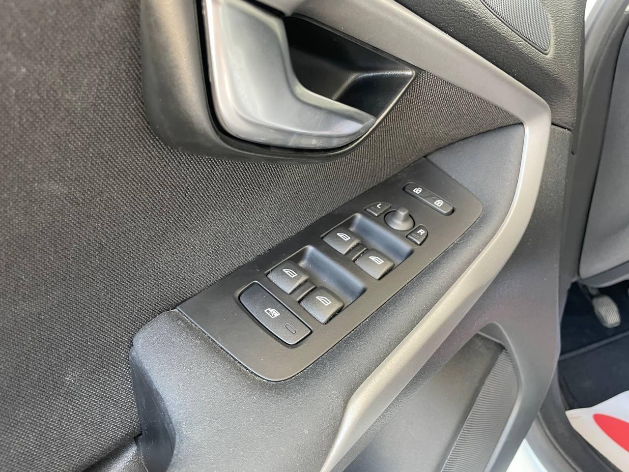 Volvo V40 Cross Country - Gancio Traino