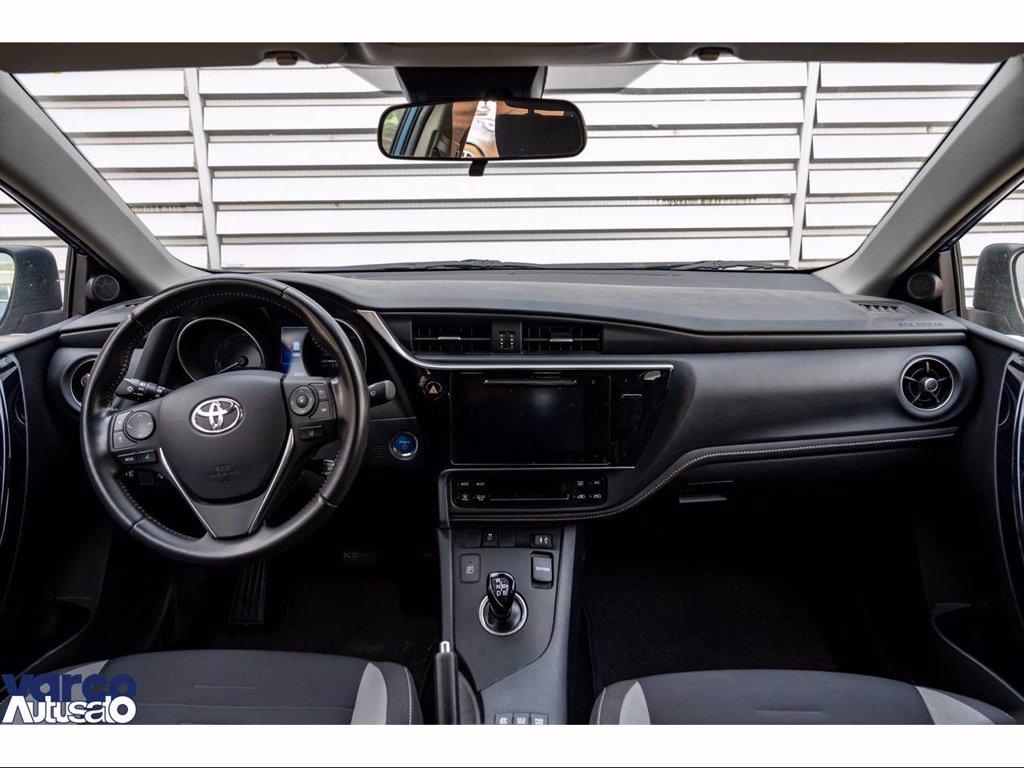 TOYOTA Auris touring sports 1.8h lounge cvt del 2016