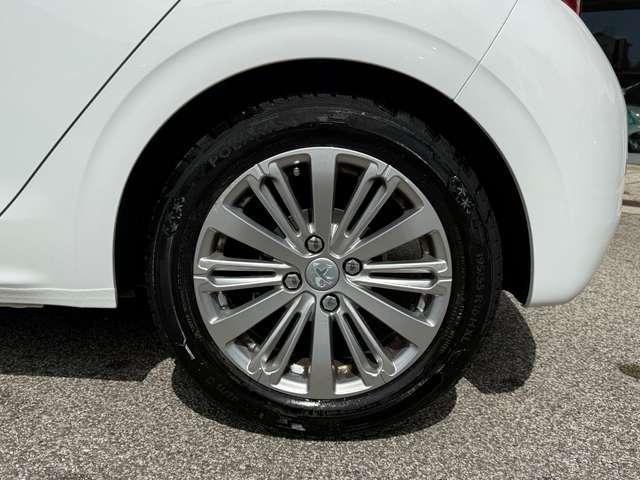 Peugeot 208 1.2 puretech 5p Allure 82cv UNICOPROPRIETARIO