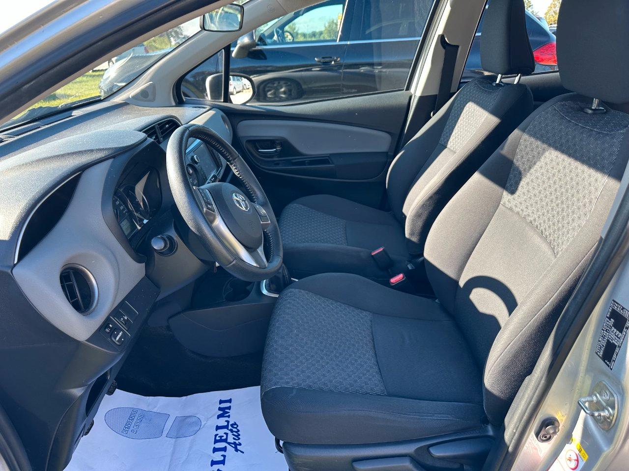Toyota Yaris 5 Porte Yaris 5p 1.0 Active