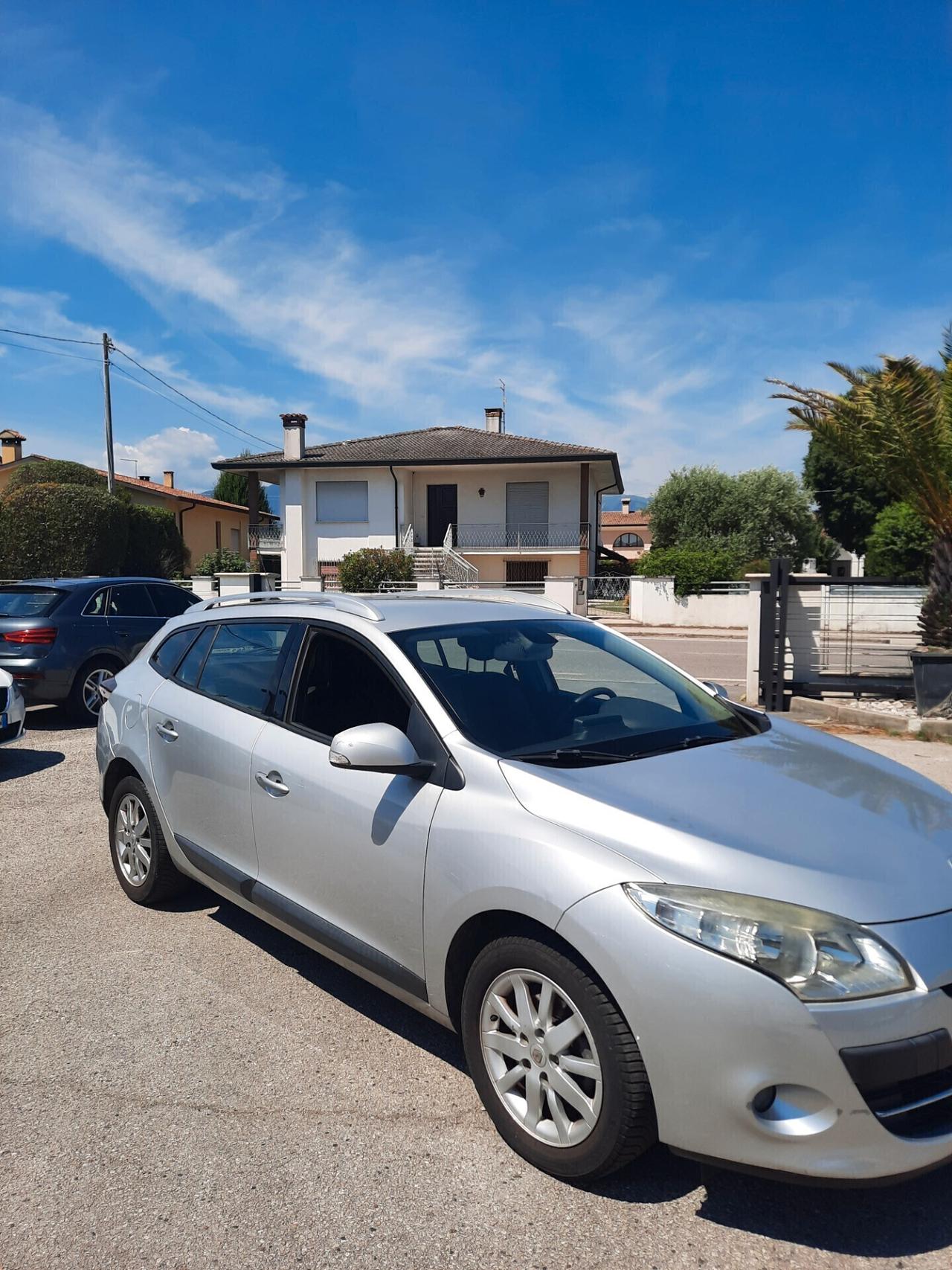 Renault Megane 1.5 dCi UNICO.PRO SporTour Confort