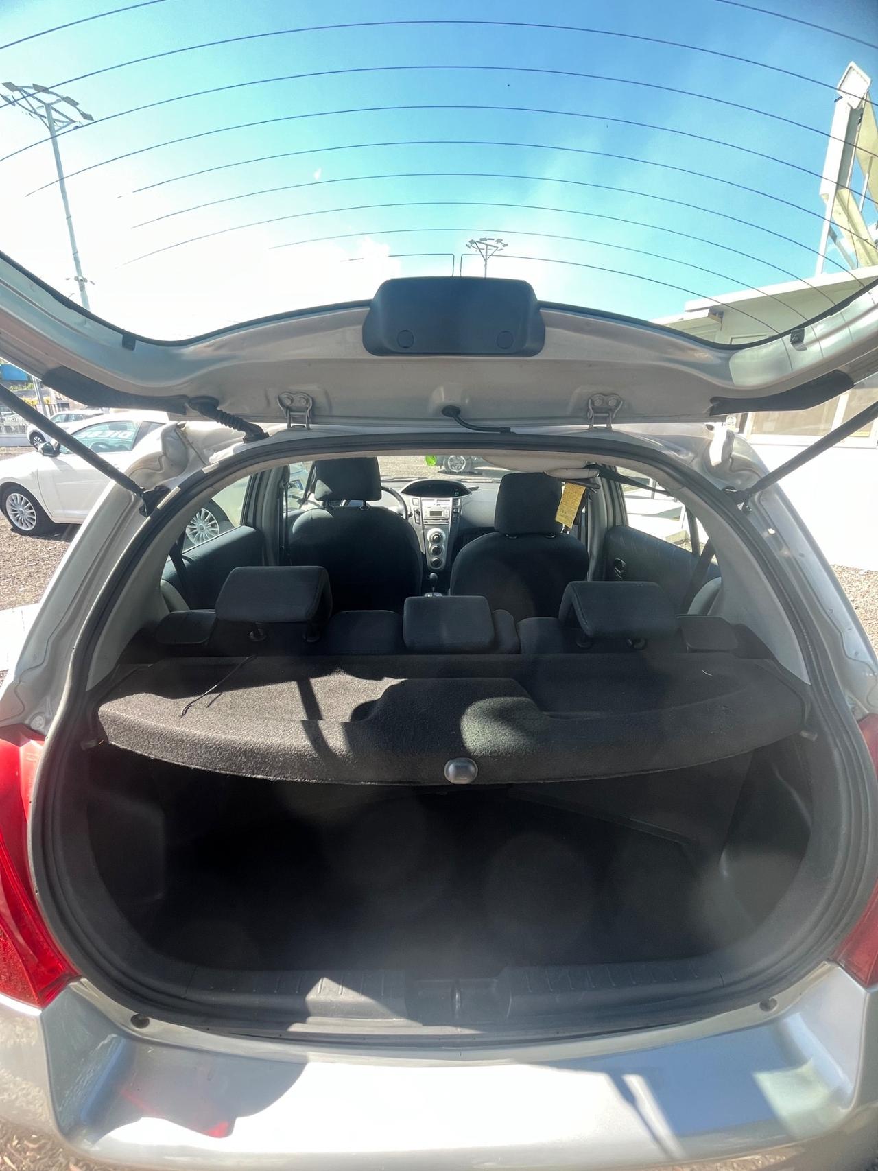 Toyota Yaris 1.4D-4D Automatica