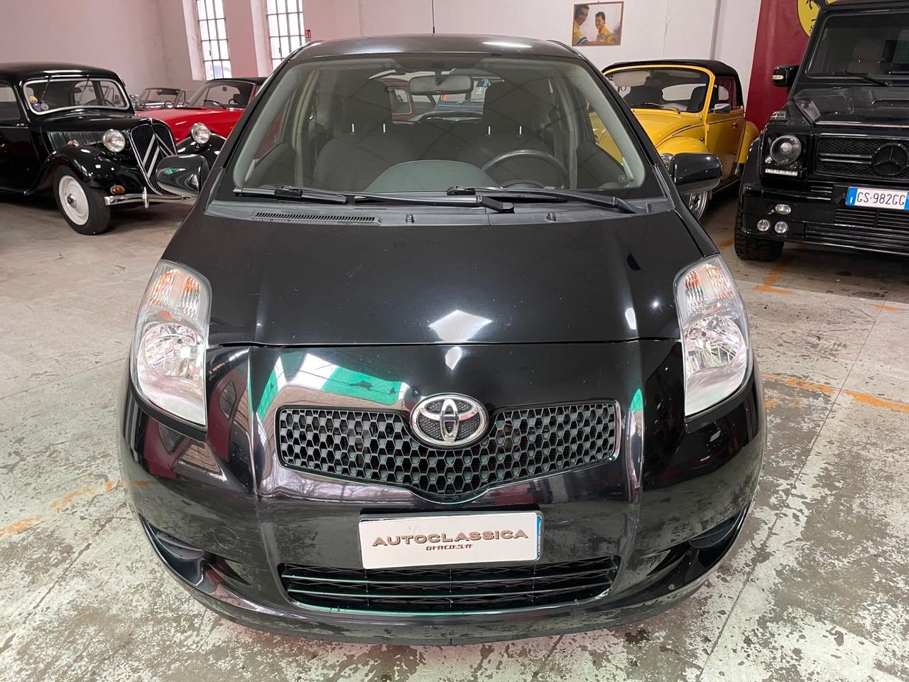 Toyota Yaris 1.0 3 porte PER NEO-PATENTATI!!!