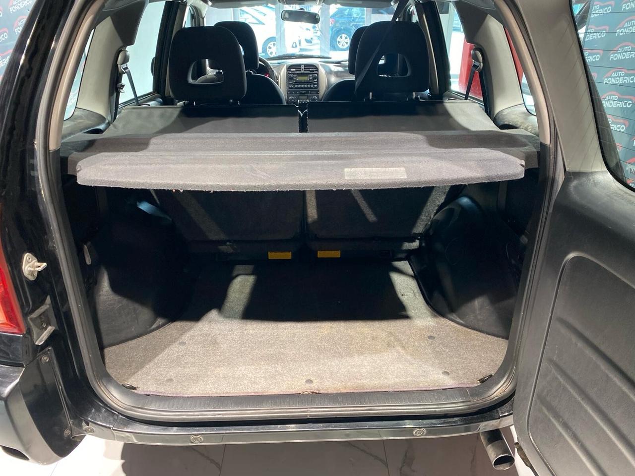 Toyota RAV 4 2.0 Diesel - 2004