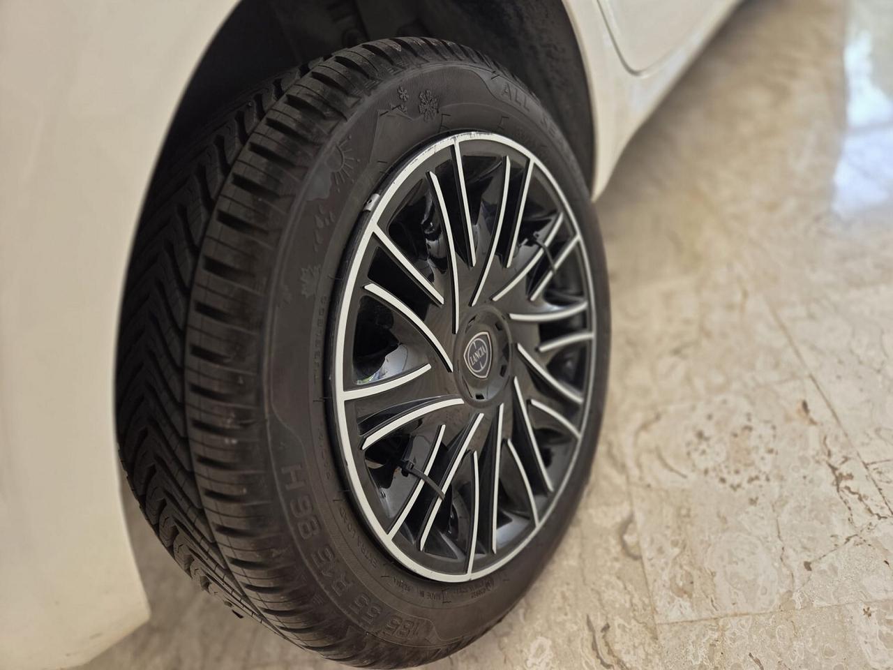 Lancia YPSILON 1.2 GOLD 69 cv 2020 *30.000Km TOP*
