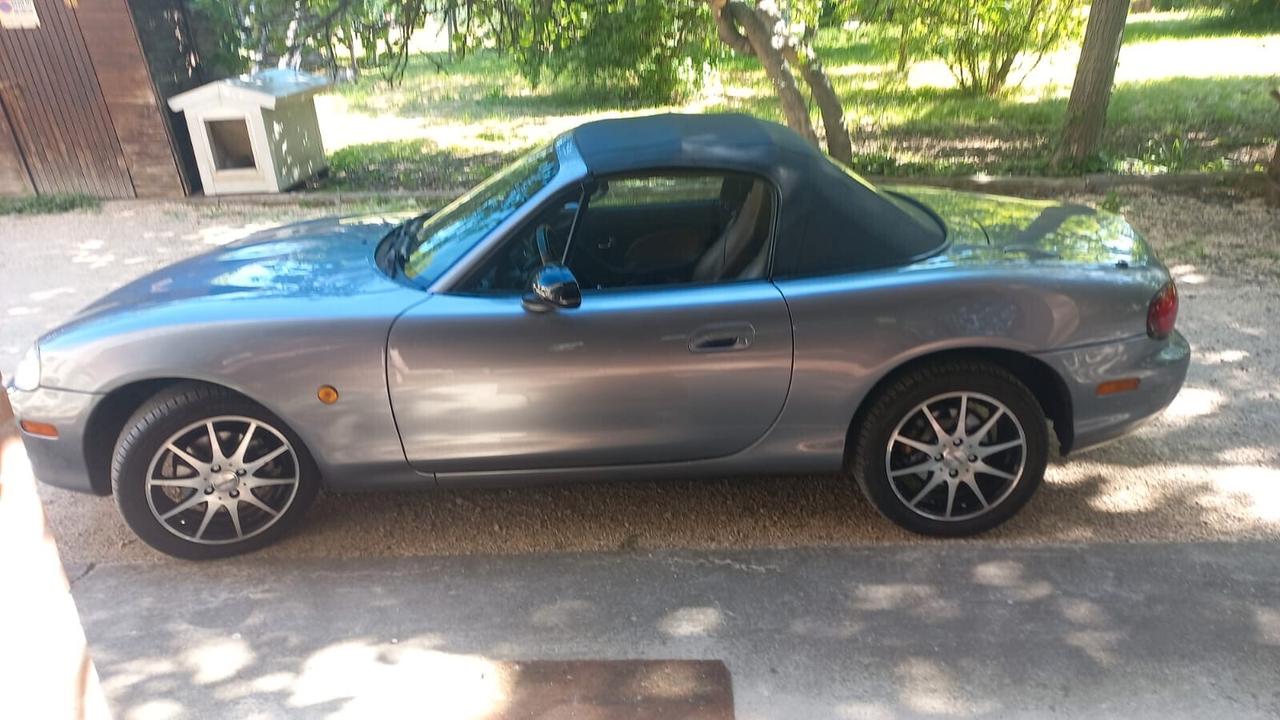 Mazda MX-5 MX5 NB FL SPIDER CABRIO CABRIOLET