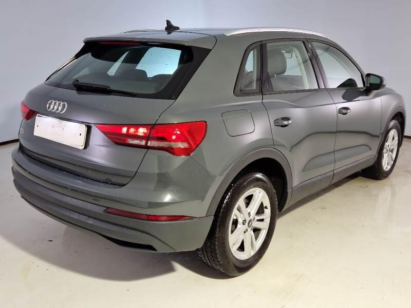 Audi Q3 35 TDI S tronic Business