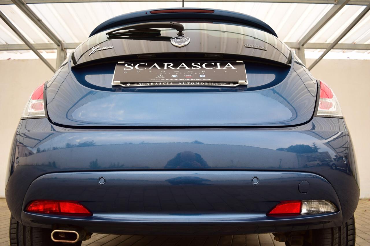 Lancia Ypsilon 1.0 Firefly Hybrid 70 cv Gold