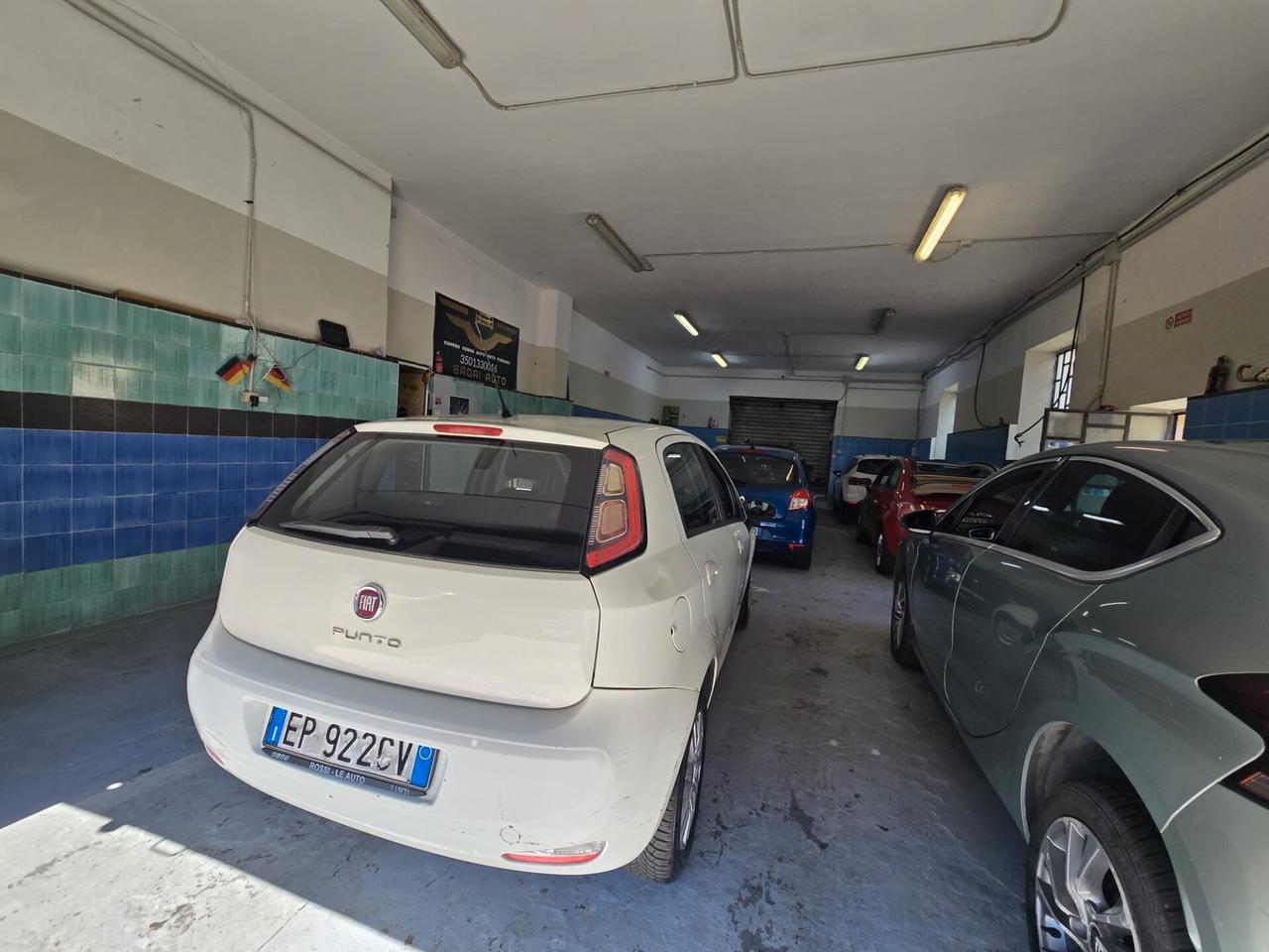 Fiat Punto 1.2 8V 5 porte Lounge motore sostituito certificato