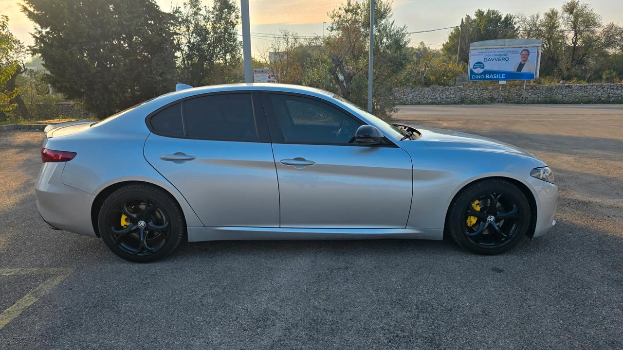 Alfa Romeo Giulia 2.2 Turbodiesel 160 CV AT8 Sprint