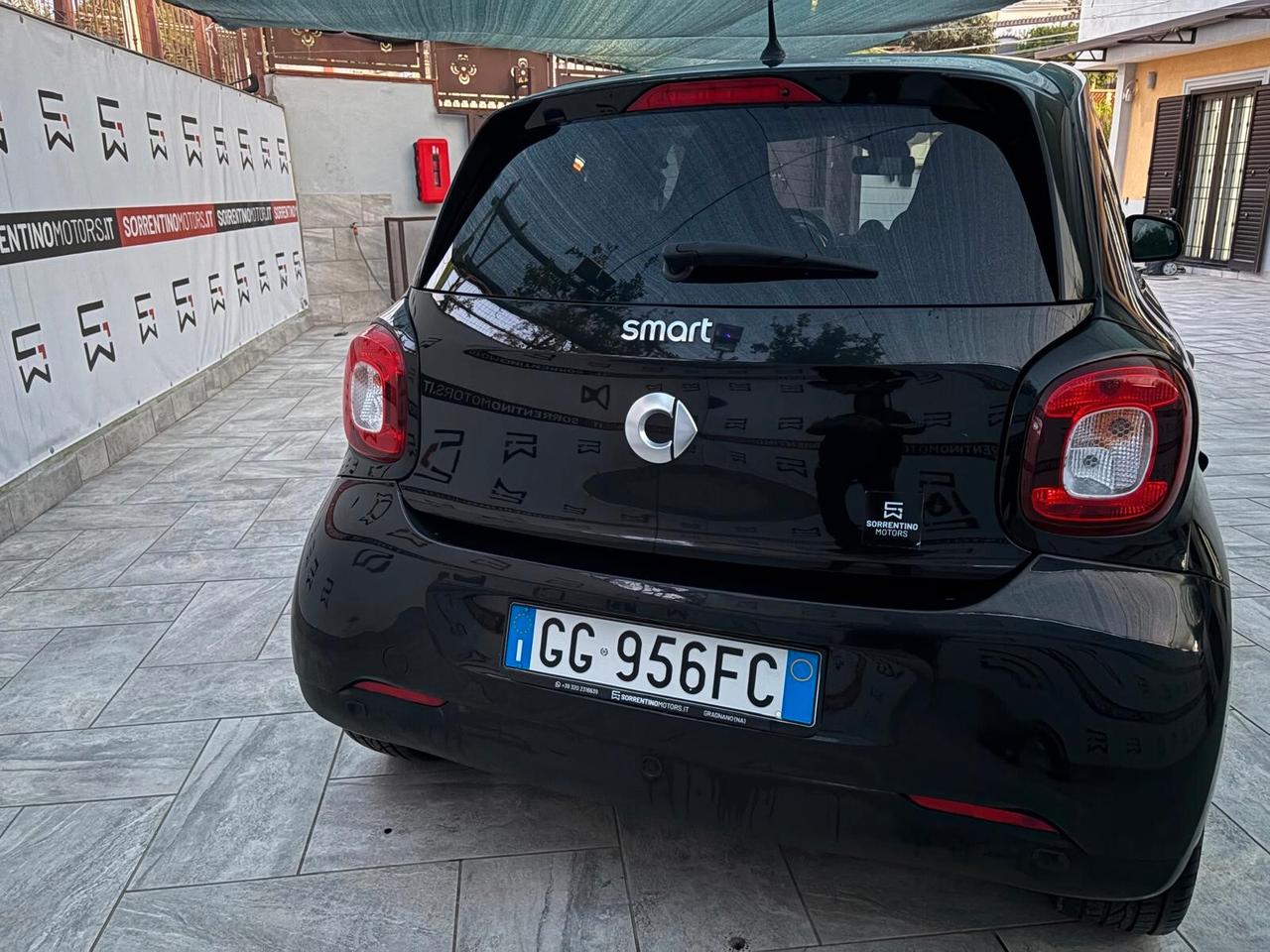 Smart ForFour 60 1.0 Black Passion