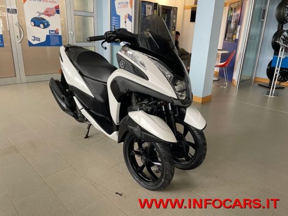 YAMAHA Tricity 125 E4