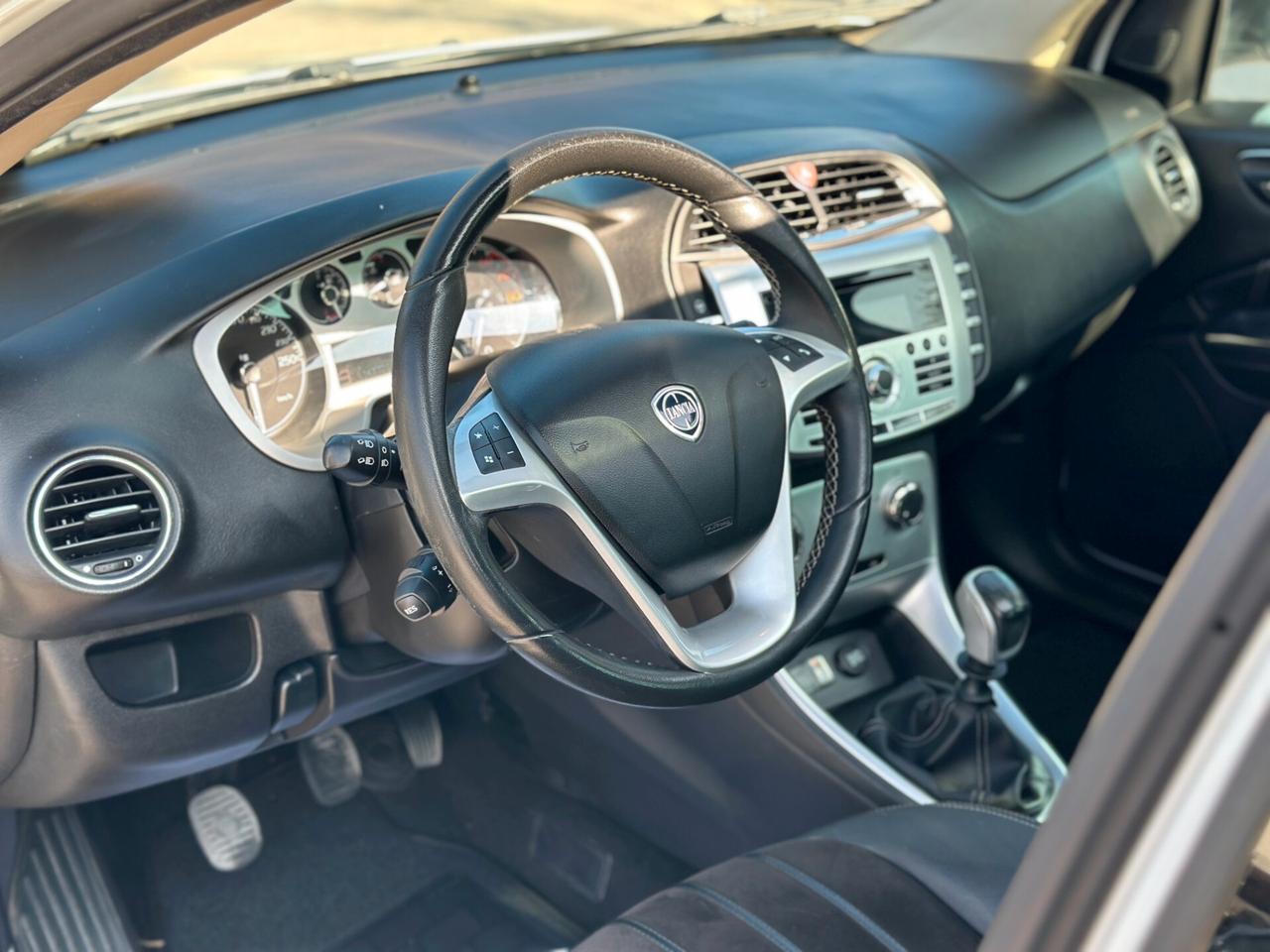 Lancia Delta 1.4 T-Jet 150 CV Platino