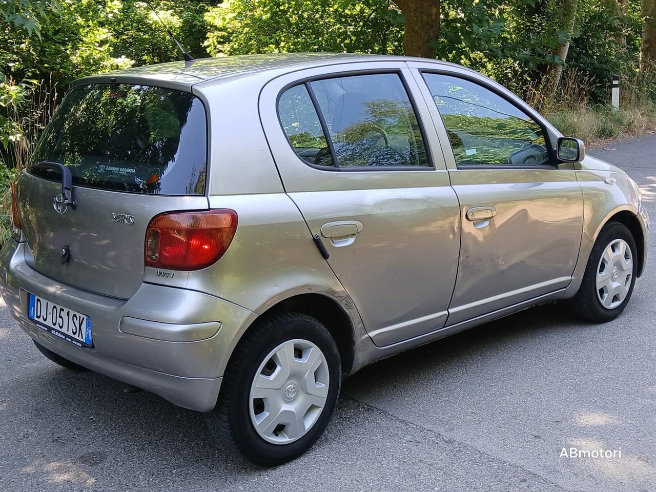 Toyota Yaris 1.0i 16V cat 3 porte Sol