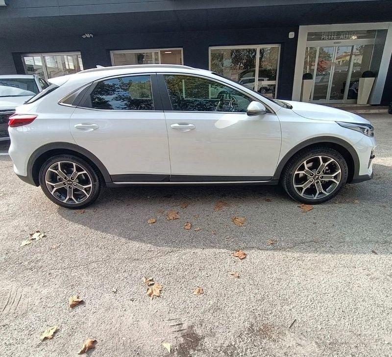 KIA Xceed XCeed 1.0 t-gdi High Tech Gpl 117cv