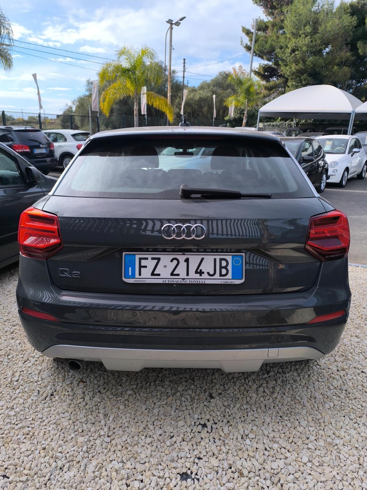 Audi Q2 30 TDI S tronic Identity Black