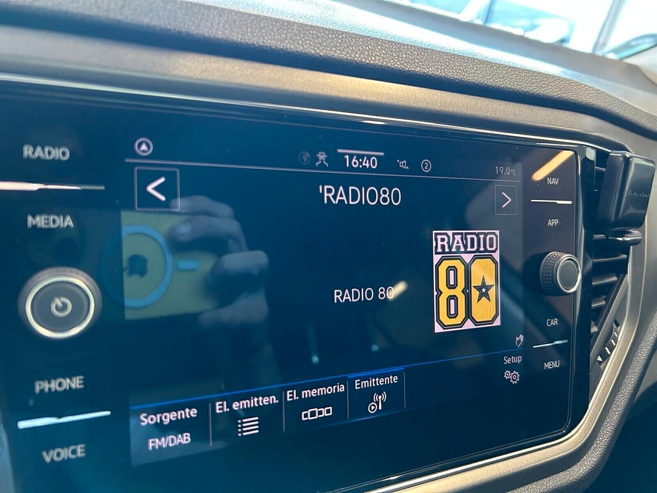 Volkswagen T-Roc STYLE 1.0 TSI 110 CV 6mt UNICO PR.