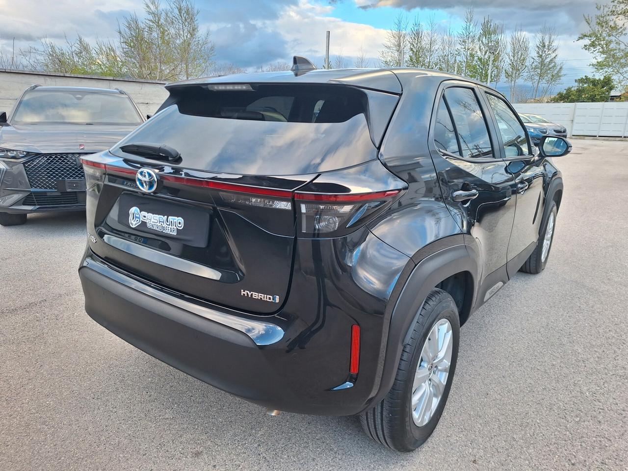 Toyota Yaris Cross 1.5 Hybrid 5p. E-CVT Business