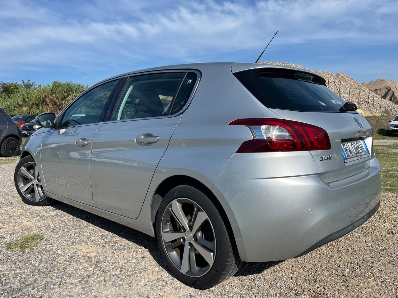 Peugeot 308 1.6 e-HDi 115 CV Stop&Start Allure