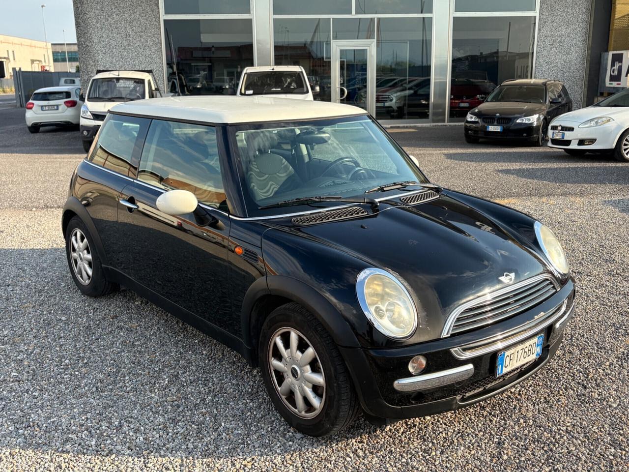 MINI ONE 1.6 BENZINA NEOPATENTATI