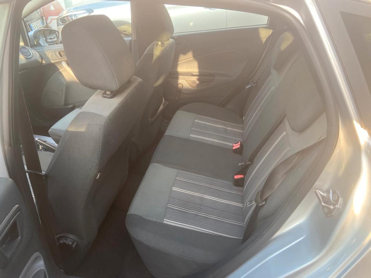 Ford Fiesta 1.4 TDCi 5p. Titanium