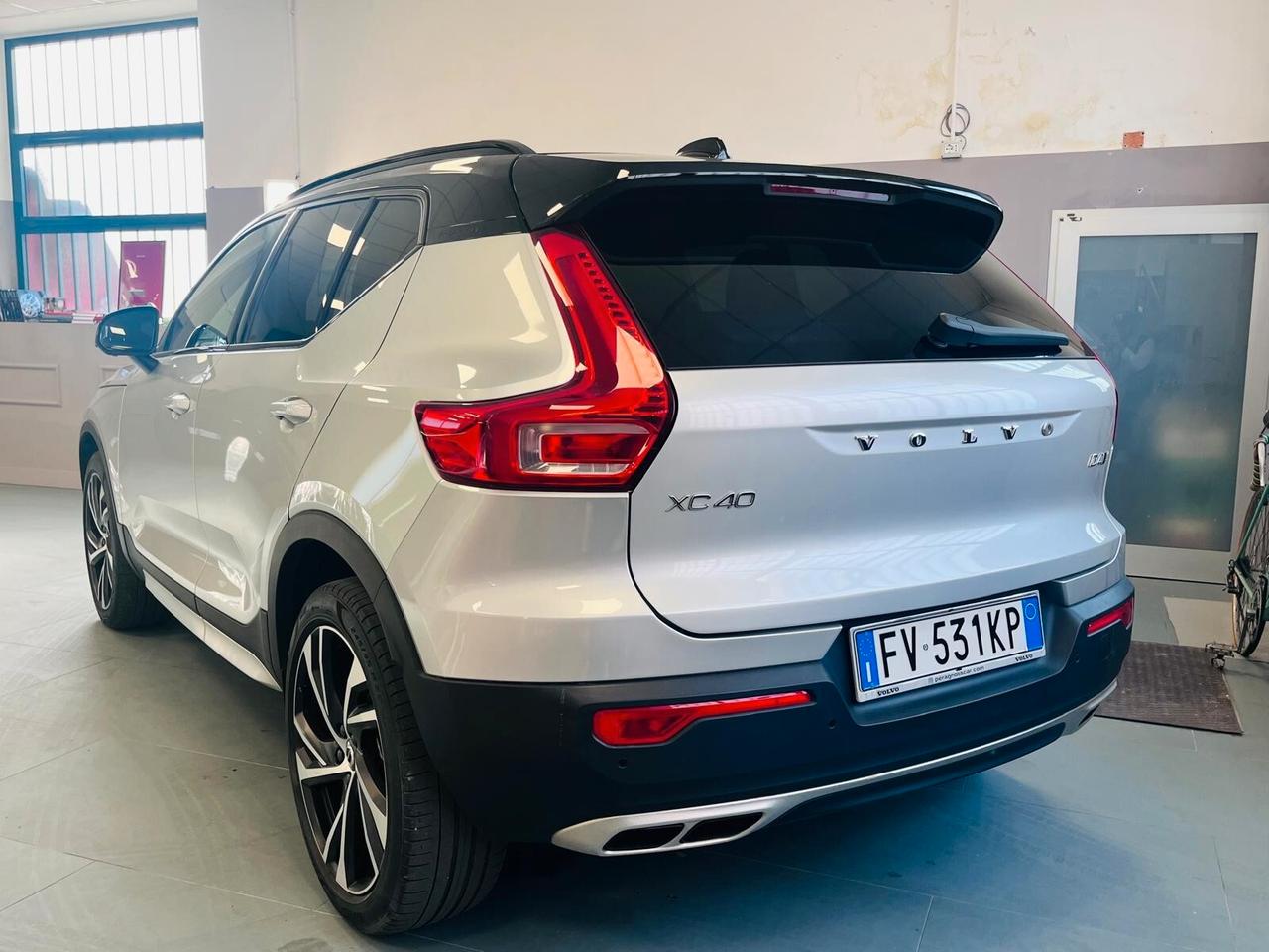 Volvo XC40 D4 AWD Geartronic R-design