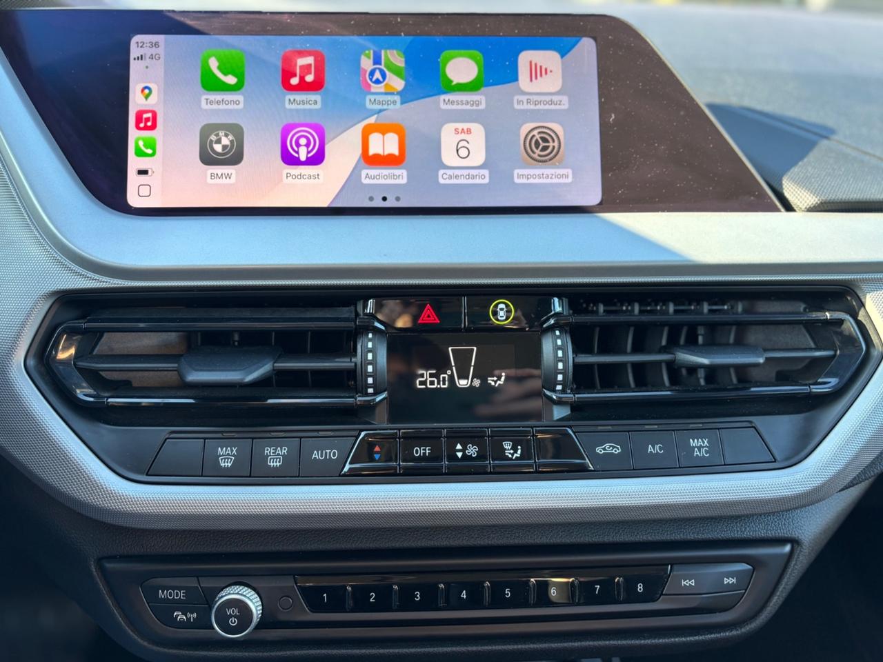 Bmw 116 116d 5p. Business Advantage