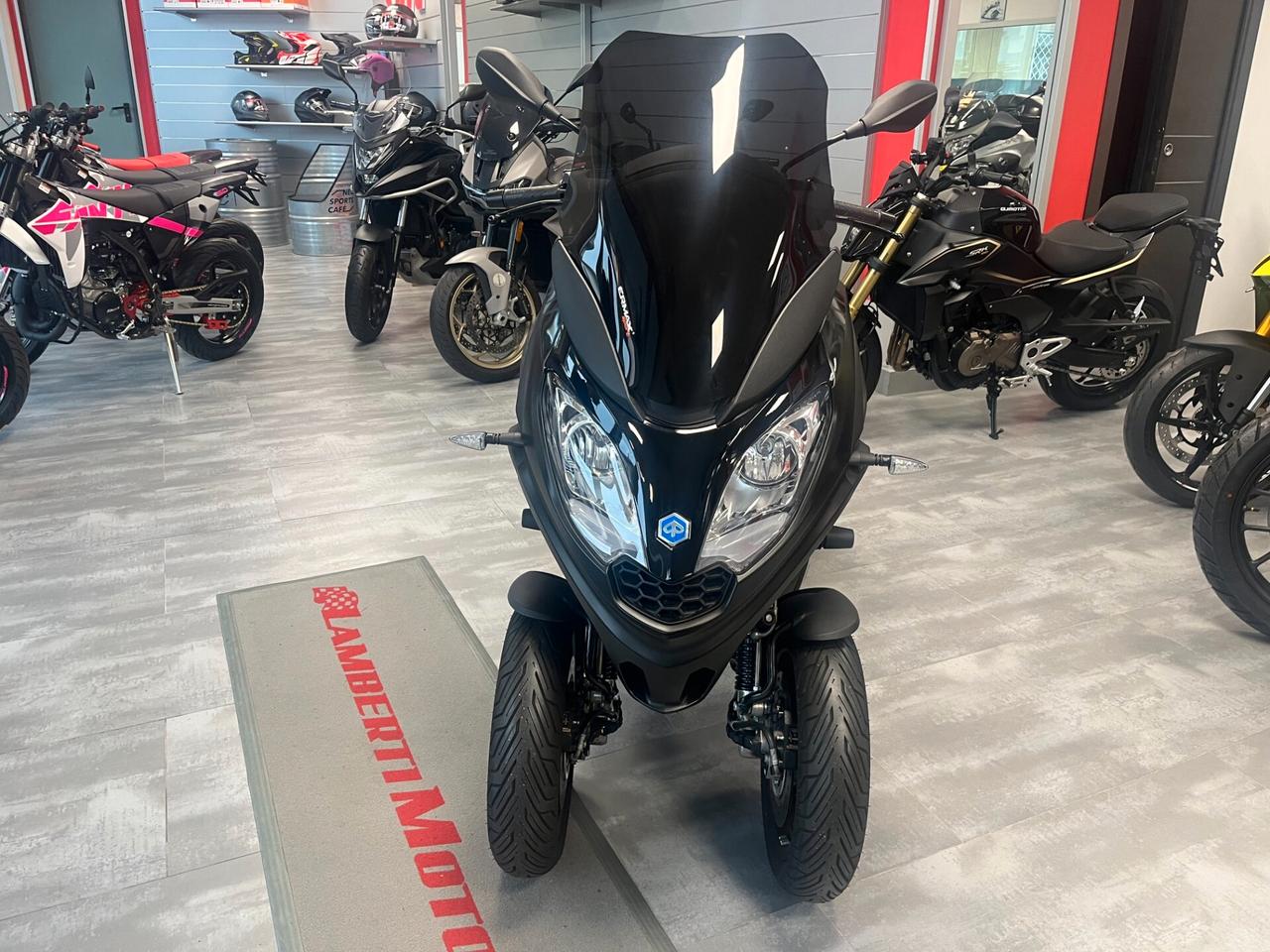 Piaggio MP3 300 Abs Hpe