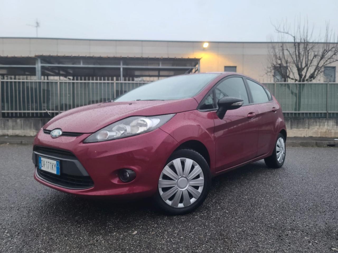 Ford Fiesta 1.2 benz solo 47.000km