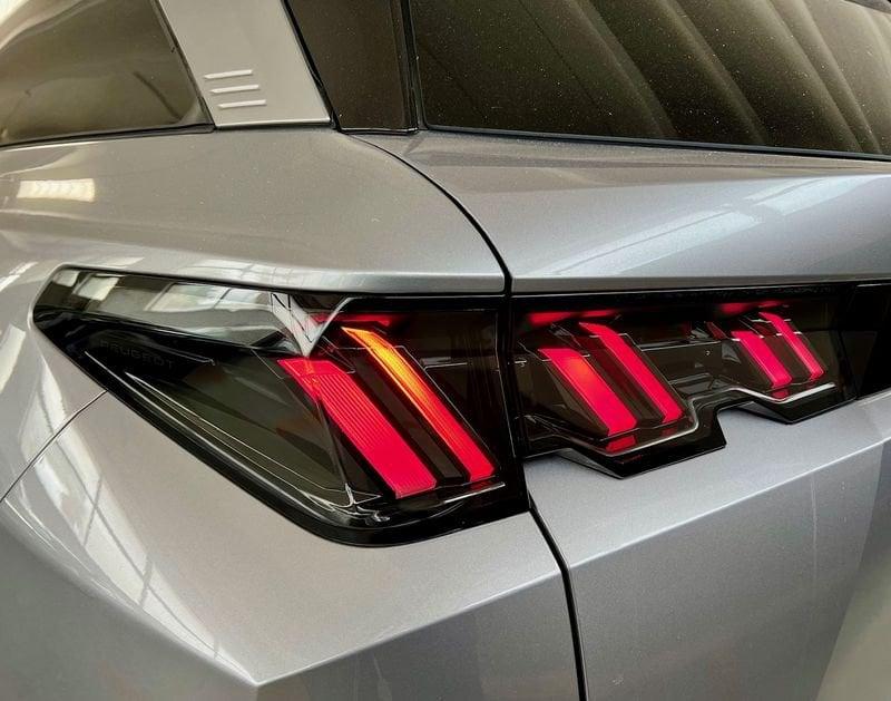 Peugeot 5008 5008 Hybrid 136 e-DCS6 Allure