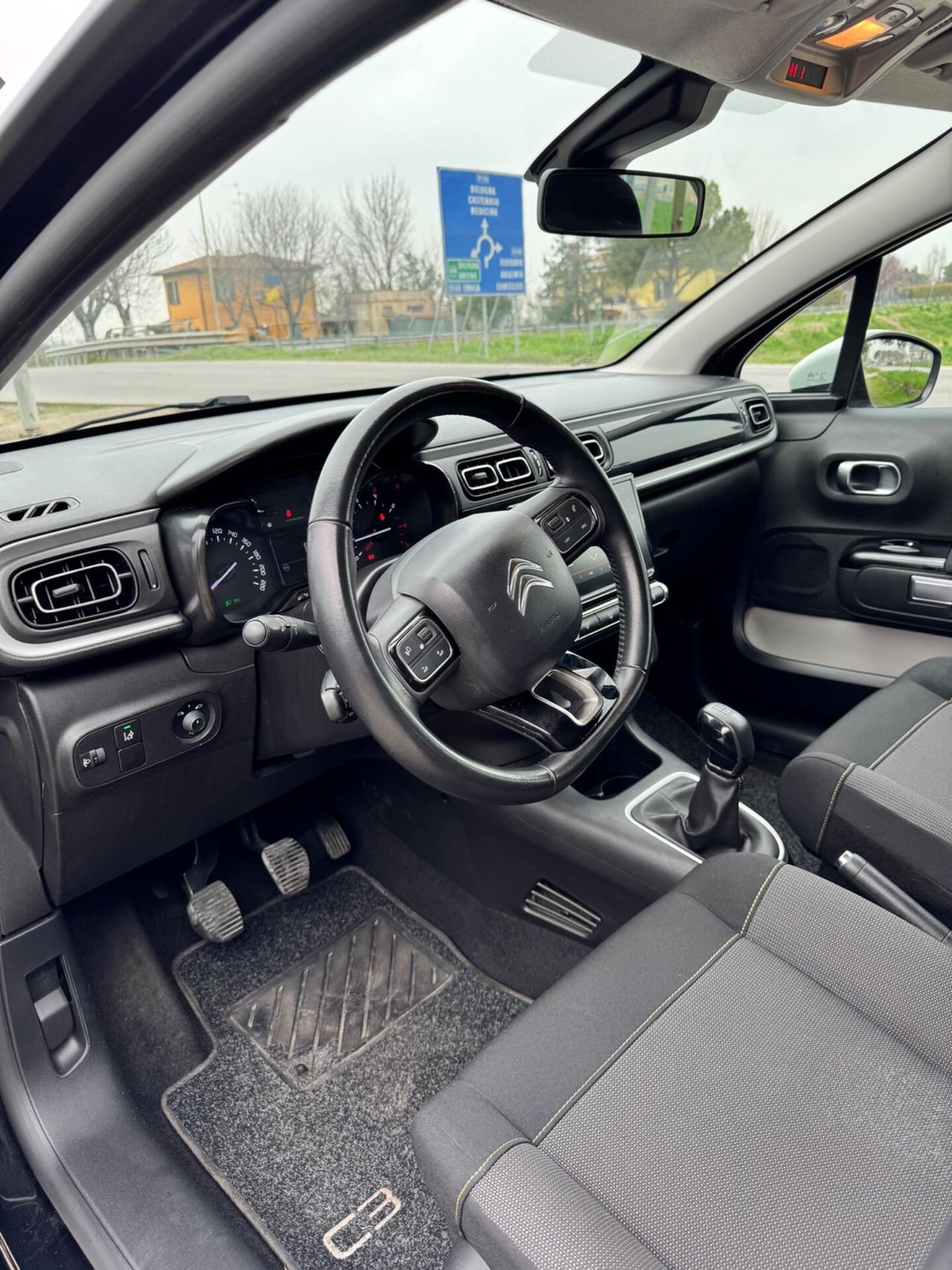 Citroen C3 PureTech 83 S&S Shine Pack