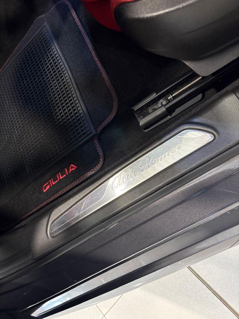 Alfa Romeo Giulia 2.2 t B-Tech 190cv auto