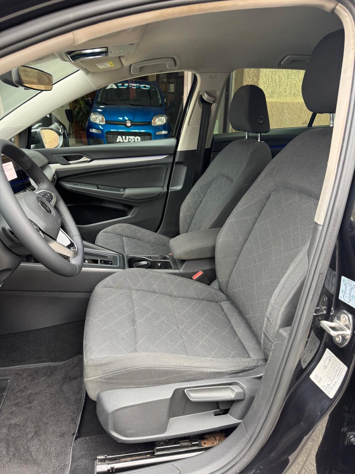 Golf 2.0 TDI 115 CV SCR Life
