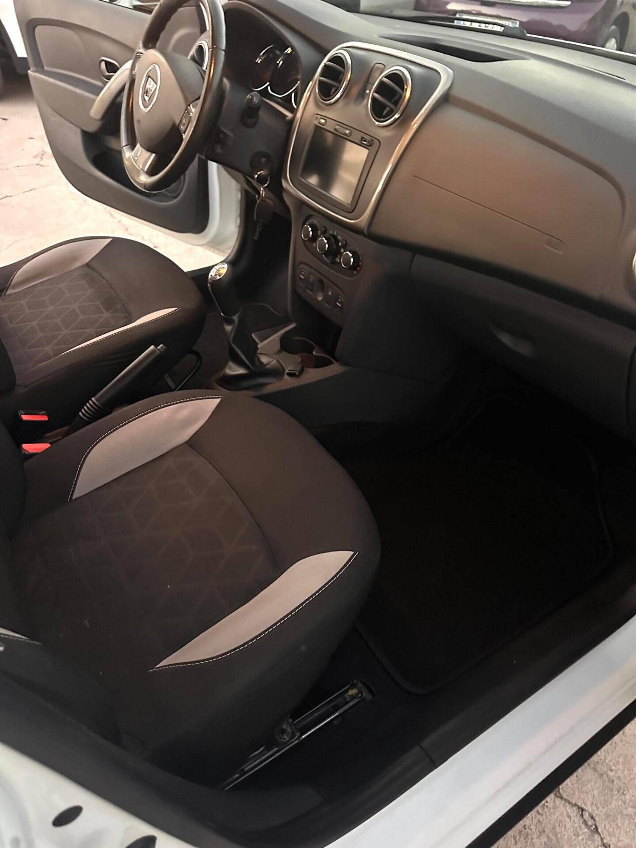 Dacia Sandero Stepway 1.5 dCi 8V 90CV Prestige 2014