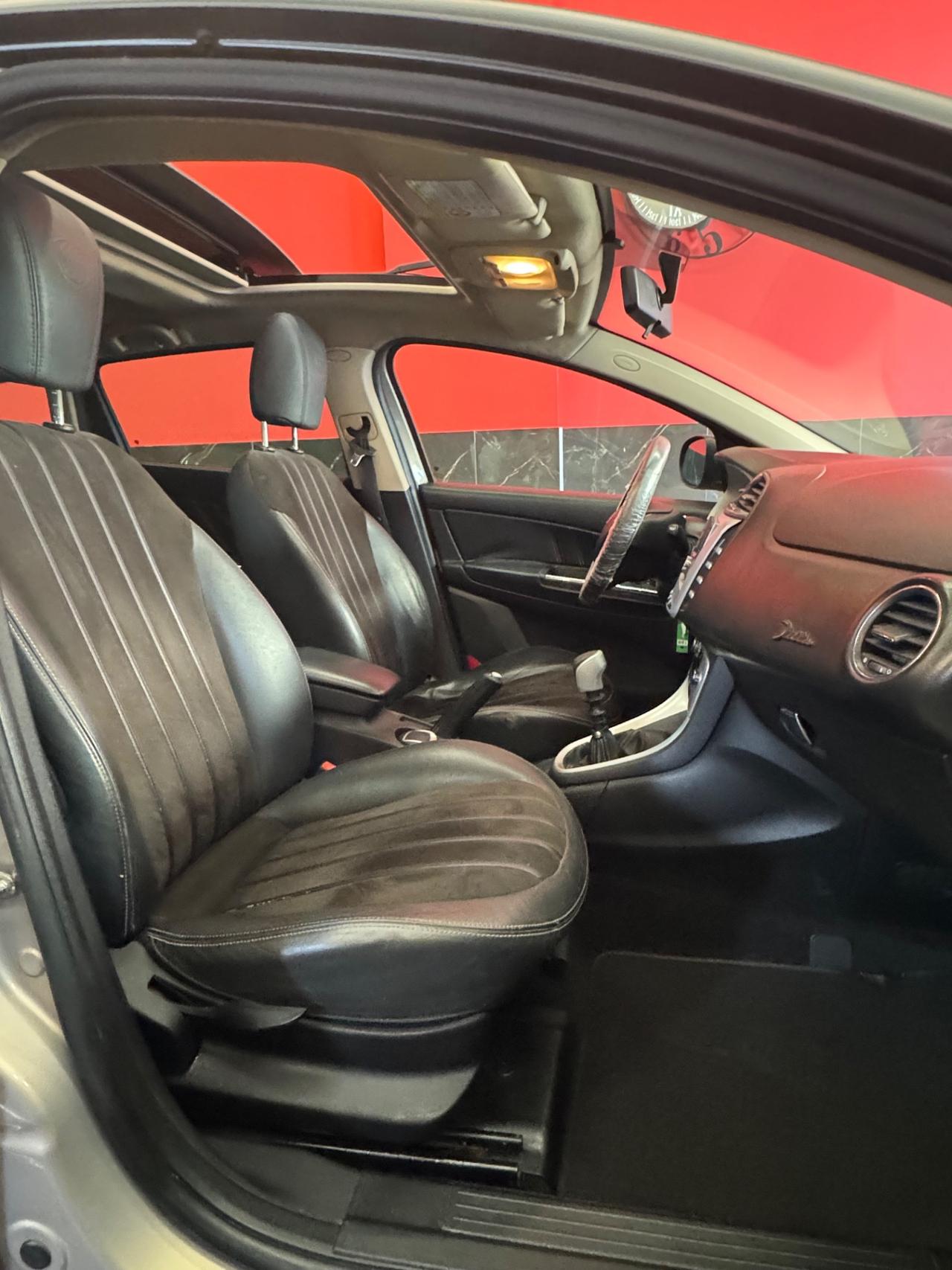Lancia Delta 2.0 MJT DPF Platino 165cv